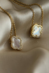 Jean Bracelet - Boutique Minimaliste has waterproof, durable, elegant and vintage inspired jewelry