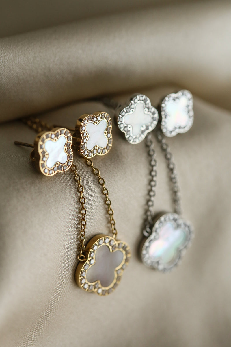Jean Bracelet - Boutique Minimaliste has waterproof, durable, elegant and vintage inspired jewelry