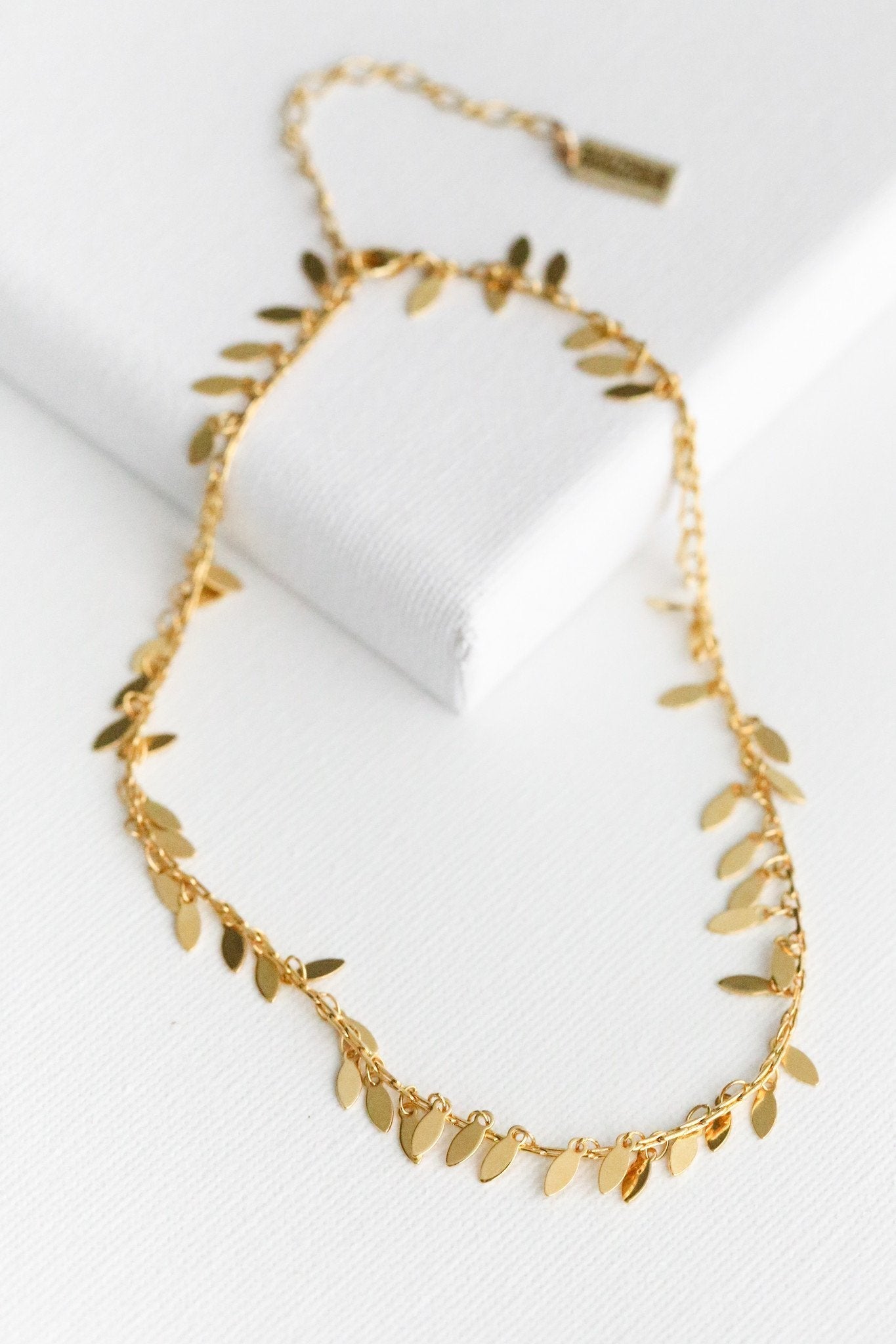 Joanna Choker - has waterproof, durable, elegant and vintage inspired jewelry