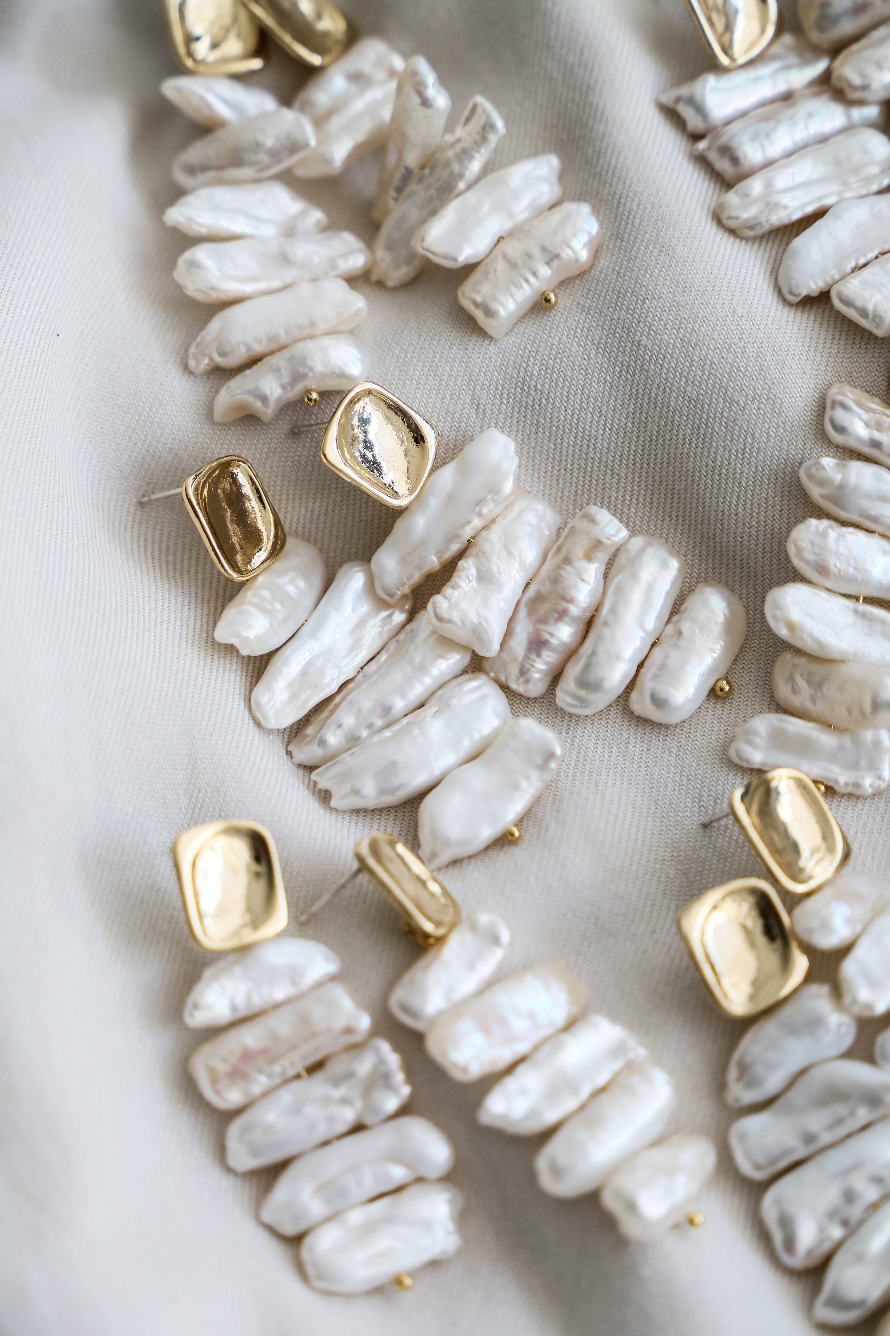 Juliette Earrings - Boutique Minimaliste has waterproof, durable, elegant and vintage inspired jewelry