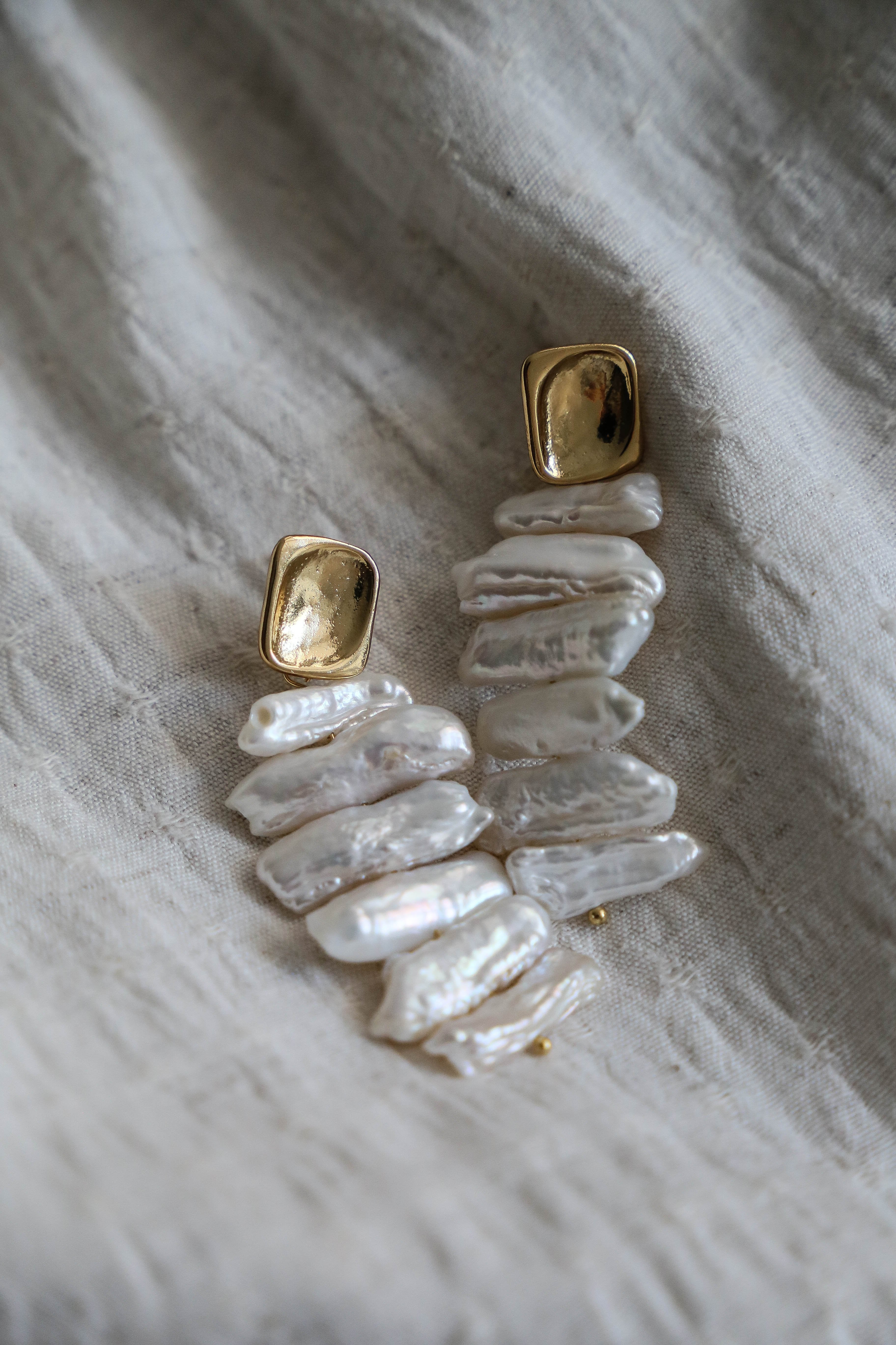 Juliette Earrings - Boutique Minimaliste has waterproof, durable, elegant and vintage inspired jewelry