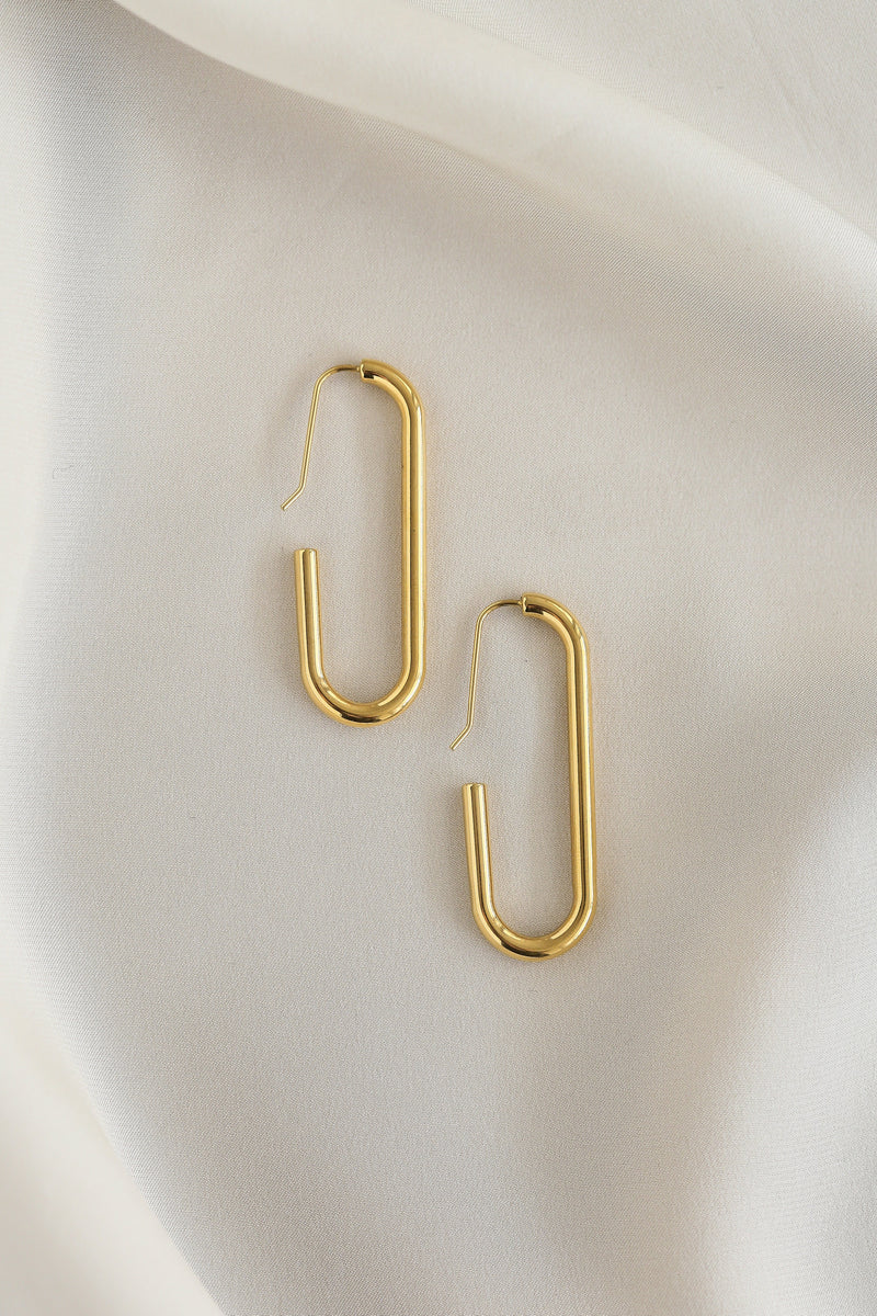 Lila Earrings - Boutique Minimaliste has waterproof, durable, elegant and vintage inspired jewelry