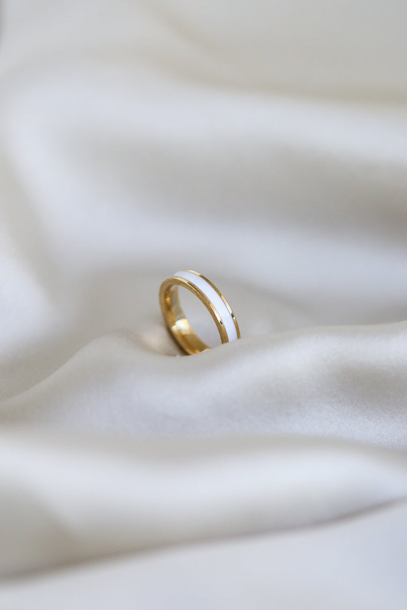 Mabel Ring - Boutique Minimaliste has waterproof, durable, elegant and vintage inspired jewelry
