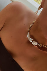 Maria Earrings - Boutique Minimaliste has waterproof, durable, elegant and vintage inspired jewelry