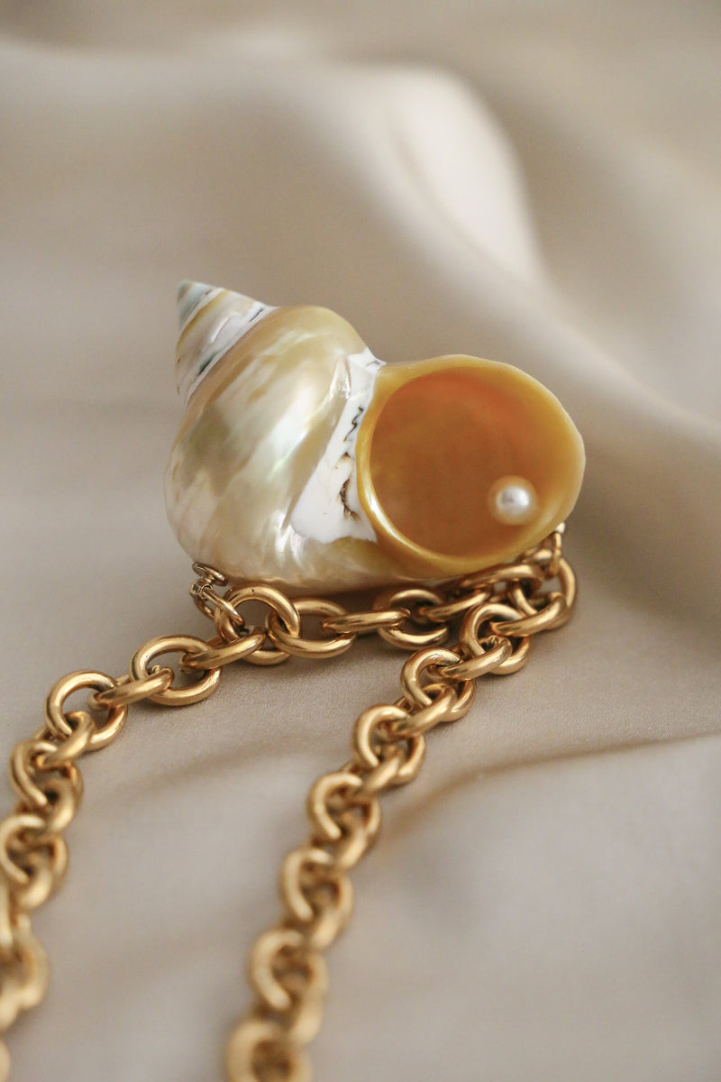 Marta Necklace - Boutique Minimaliste has waterproof, durable, elegant and vintage inspired jewelry