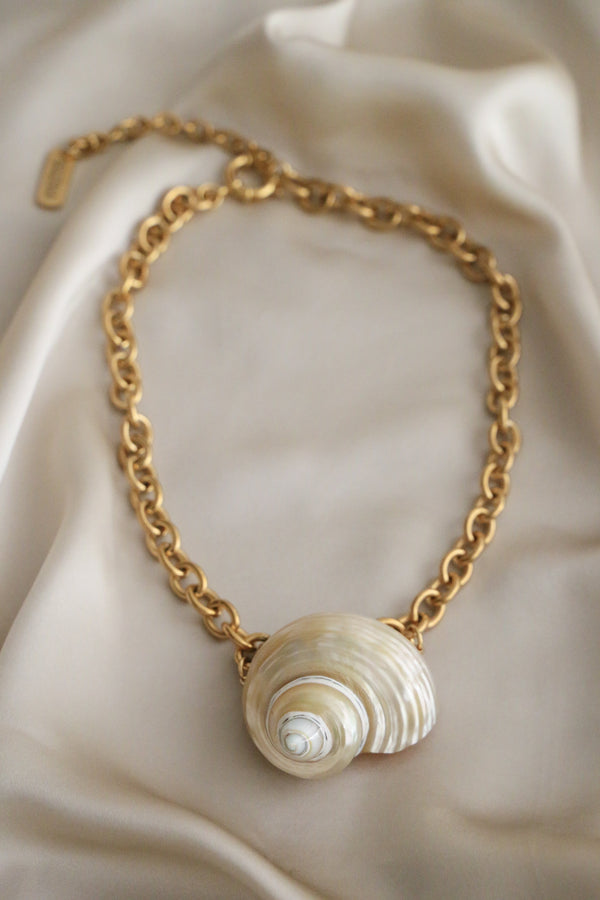 Marta Necklace - Boutique Minimaliste has waterproof, durable, elegant and vintage inspired jewelry