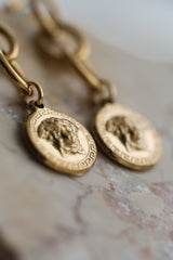 Medusa Double Necklace - Boutique Minimaliste has waterproof, durable, elegant and vintage inspired jewelry