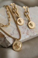Medusa Double Necklace - Boutique Minimaliste has waterproof, durable, elegant and vintage inspired jewelry