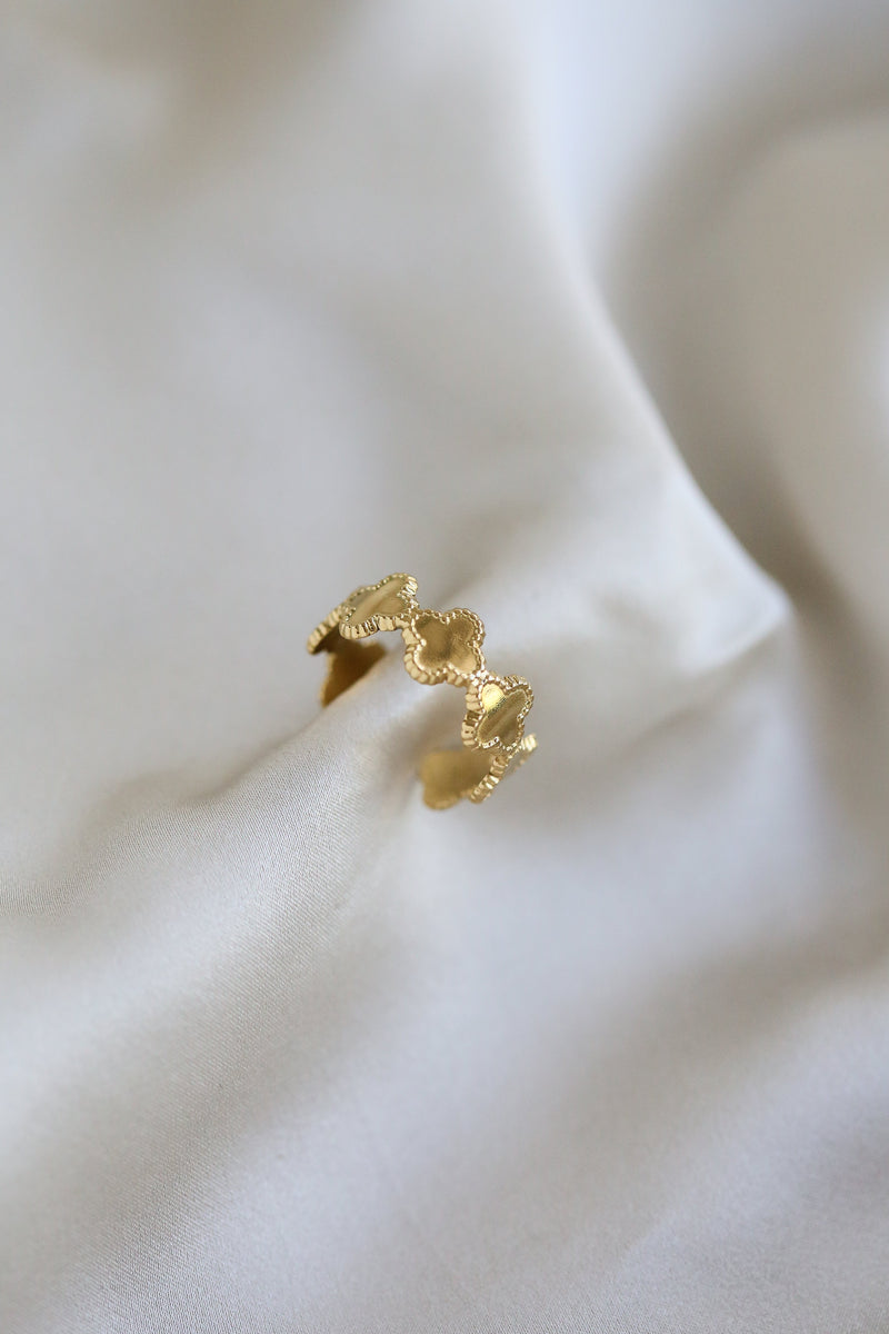 Meggie Ring - Boutique Minimaliste has waterproof, durable, elegant and vintage inspired jewelry
