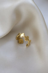 Meggie Ring - Boutique Minimaliste has waterproof, durable, elegant and vintage inspired jewelry