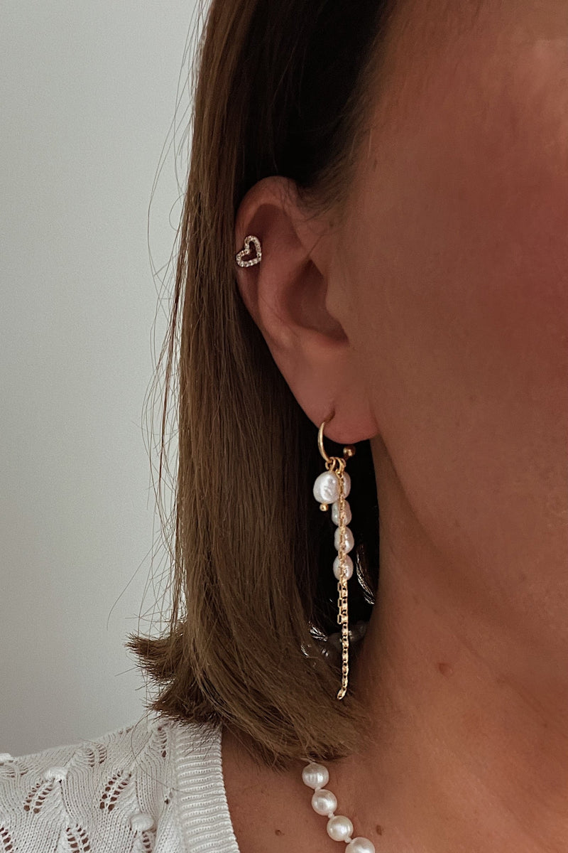 Michelle Earrings - Boutique Minimaliste has waterproof, durable, elegant and vintage inspired jewelry