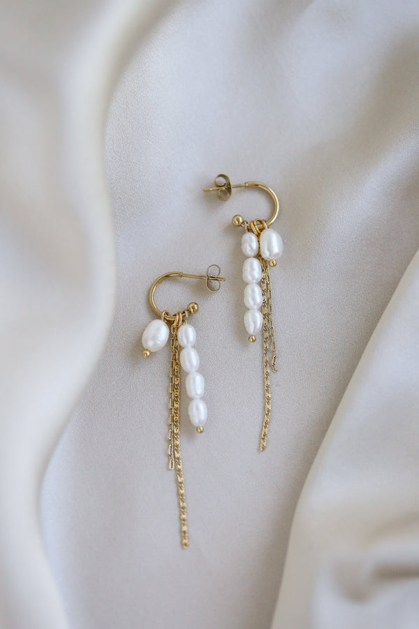 Michelle Earrings - Boutique Minimaliste has waterproof, durable, elegant and vintage inspired jewelry