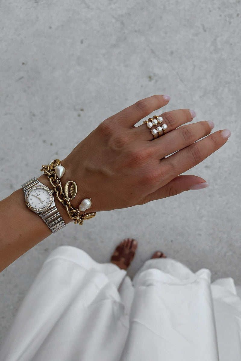 Millie Ring - Boutique Minimaliste has waterproof, durable, elegant and vintage inspired jewelry