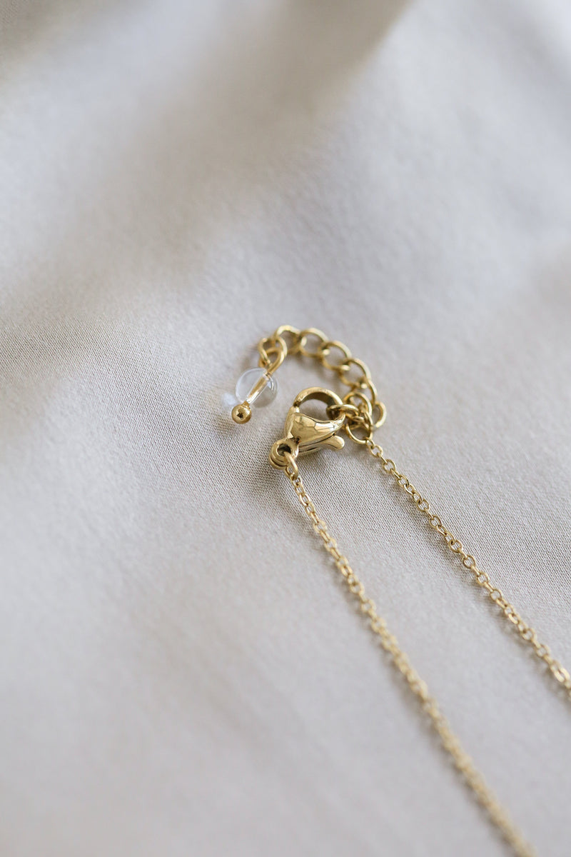 Mimi Bracelet - Boutique Minimaliste has waterproof, durable, elegant and vintage inspired jewelry