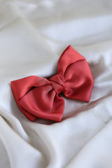 Mona Hair clip - Boutique Minimaliste has waterproof, durable, elegant and vintage inspired jewelry