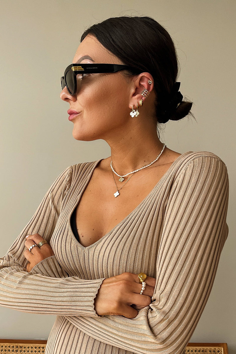 Nathalie Ring - Boutique Minimaliste has waterproof, durable, elegant and vintage inspired jewelry