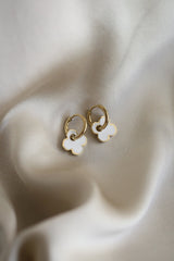 Nicole Earrings - Boutique Minimaliste has waterproof, durable, elegant and vintage inspired jewelry