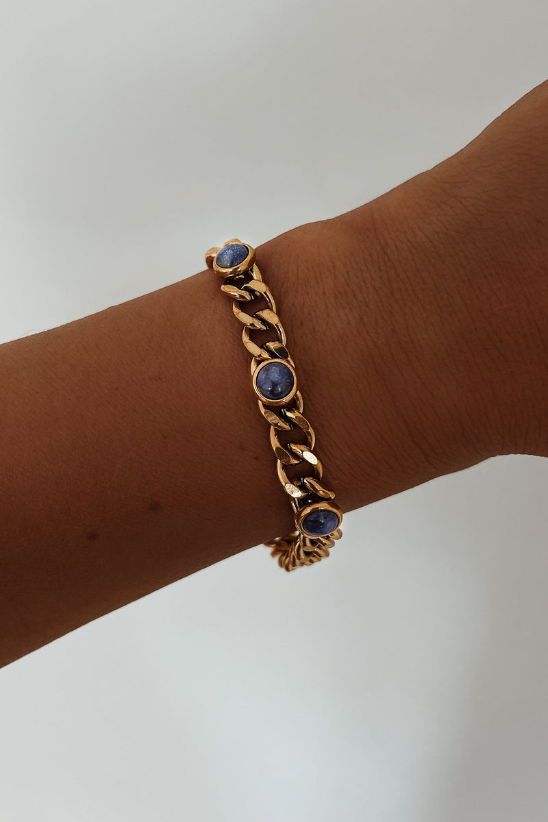 Nicolette Bracelet - Boutique Minimaliste has waterproof, durable, elegant and vintage inspired jewelry