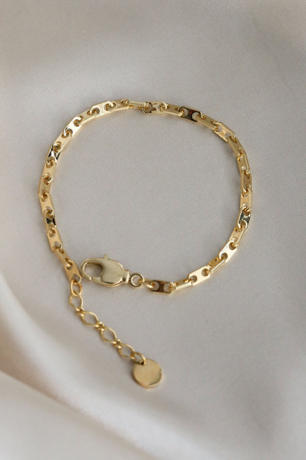 Nicolette Vintage Chain bracelet - Boutique Minimaliste has waterproof, durable, elegant and vintage inspired jewelry