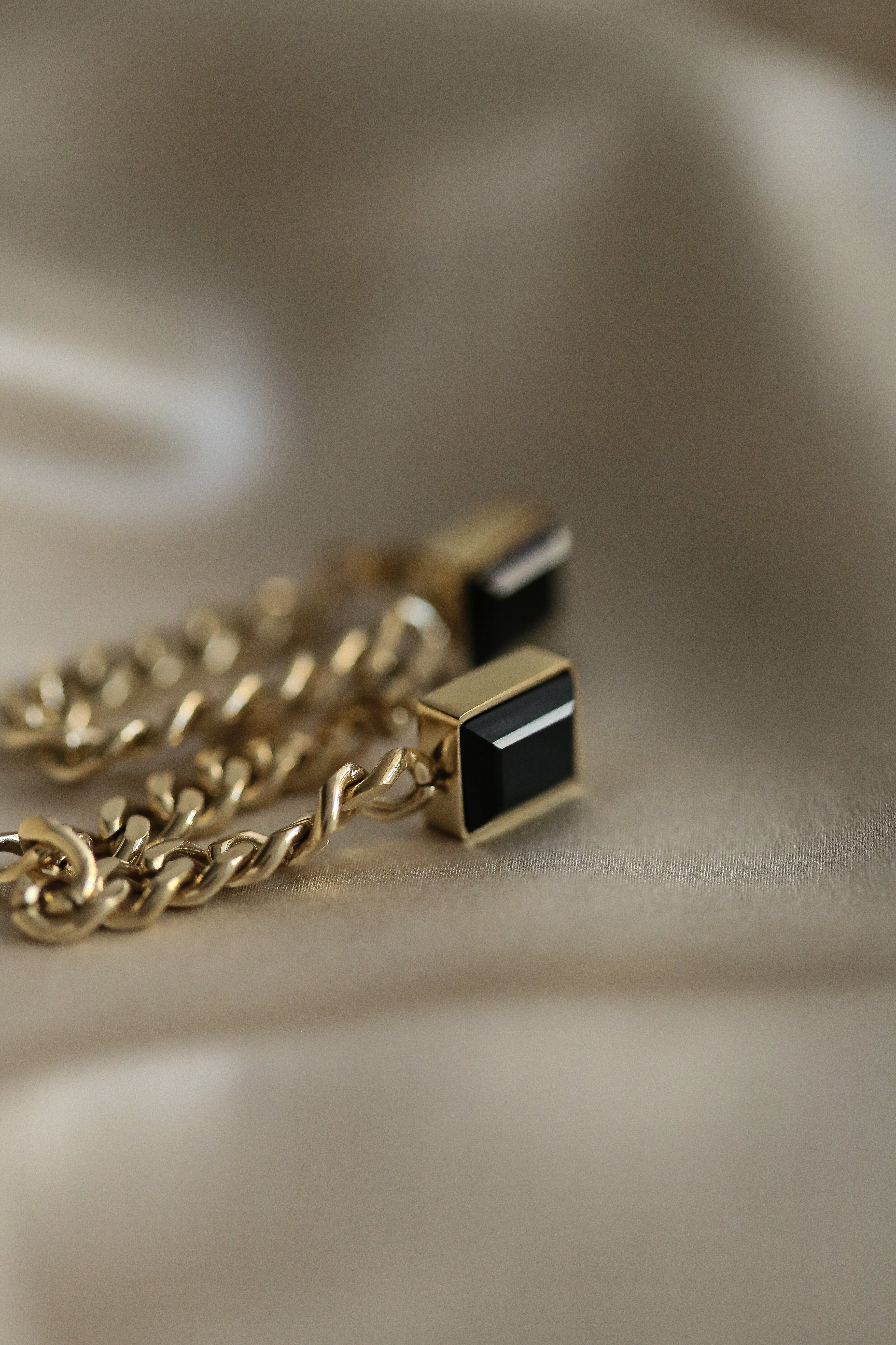 Odette Earrings - Boutique Minimaliste has waterproof, durable, elegant and vintage inspired jewelry