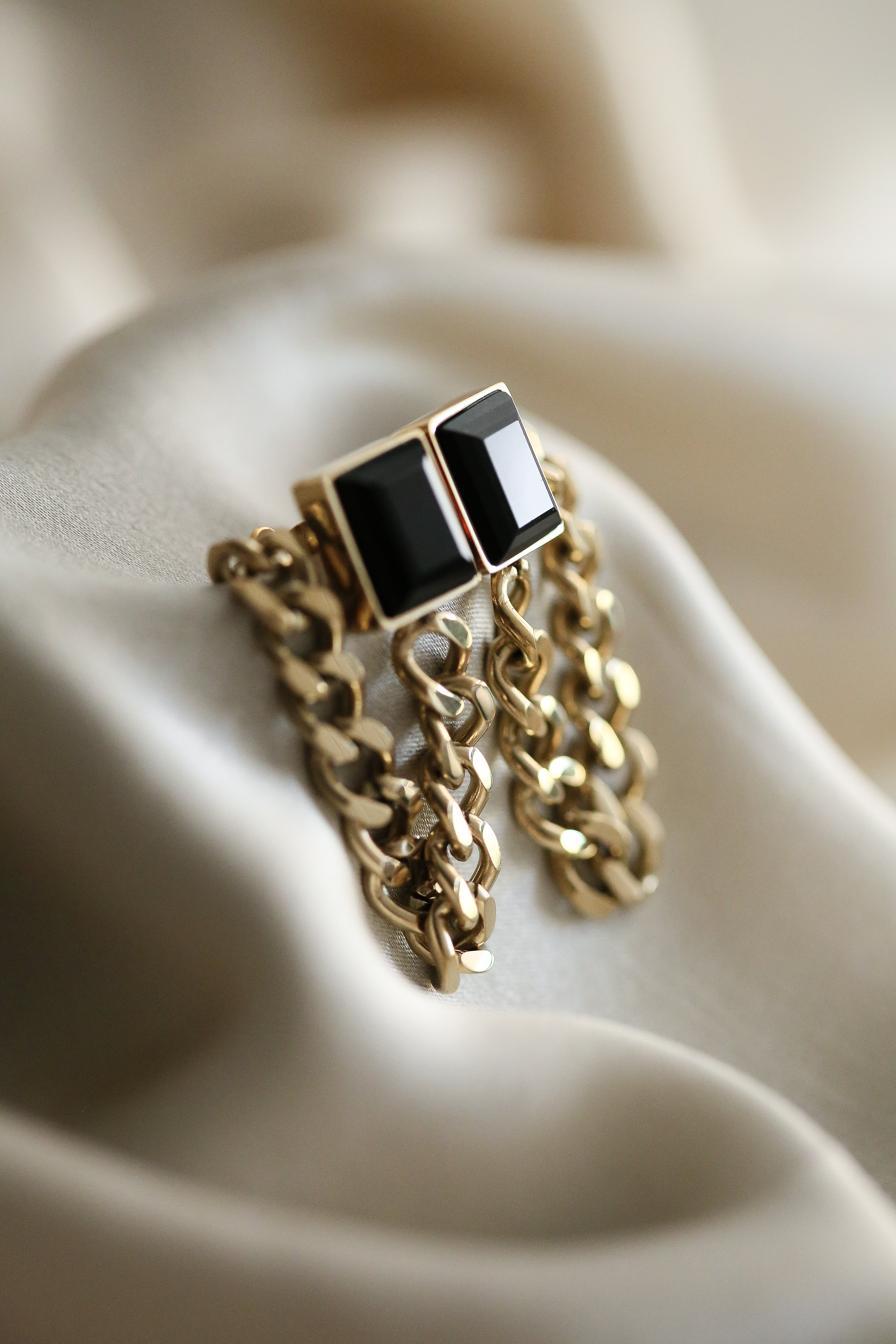Odette Earrings - Boutique Minimaliste has waterproof, durable, elegant and vintage inspired jewelry