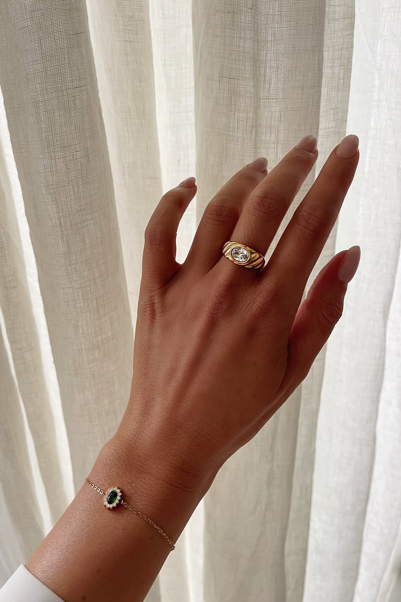 Paige Ring - Boutique Minimaliste has waterproof, durable, elegant and vintage inspired jewelry