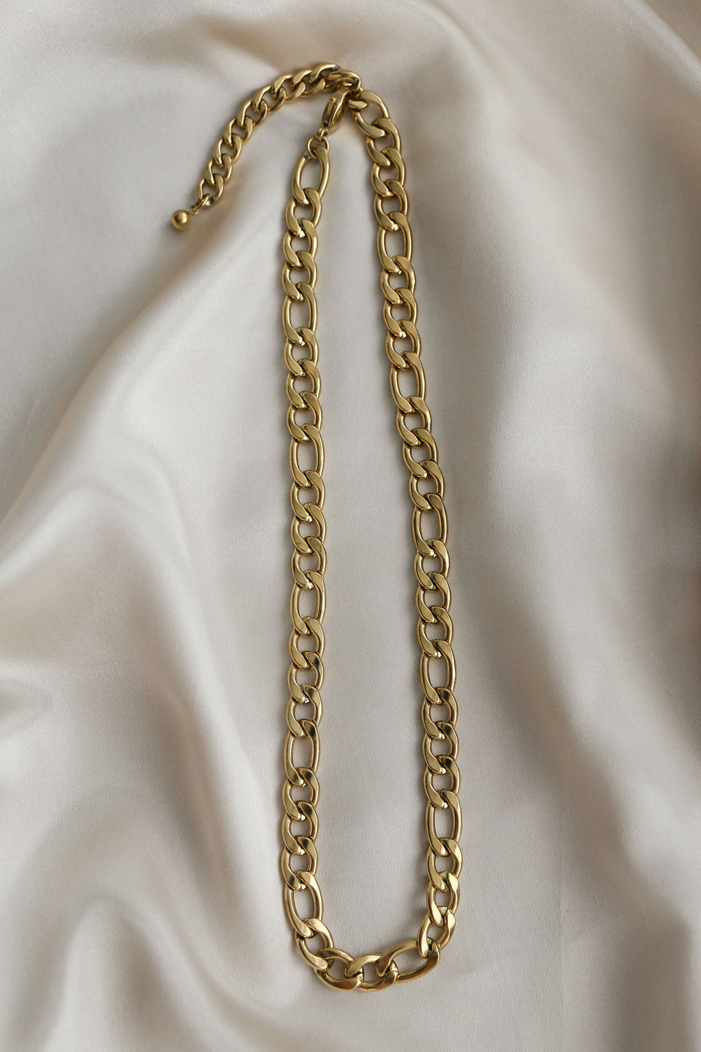 Palermo Gold Chain Link Hoop