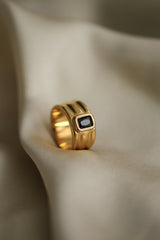 Peace Ring - Boutique Minimaliste has waterproof, durable, elegant and vintage inspired jewelry
