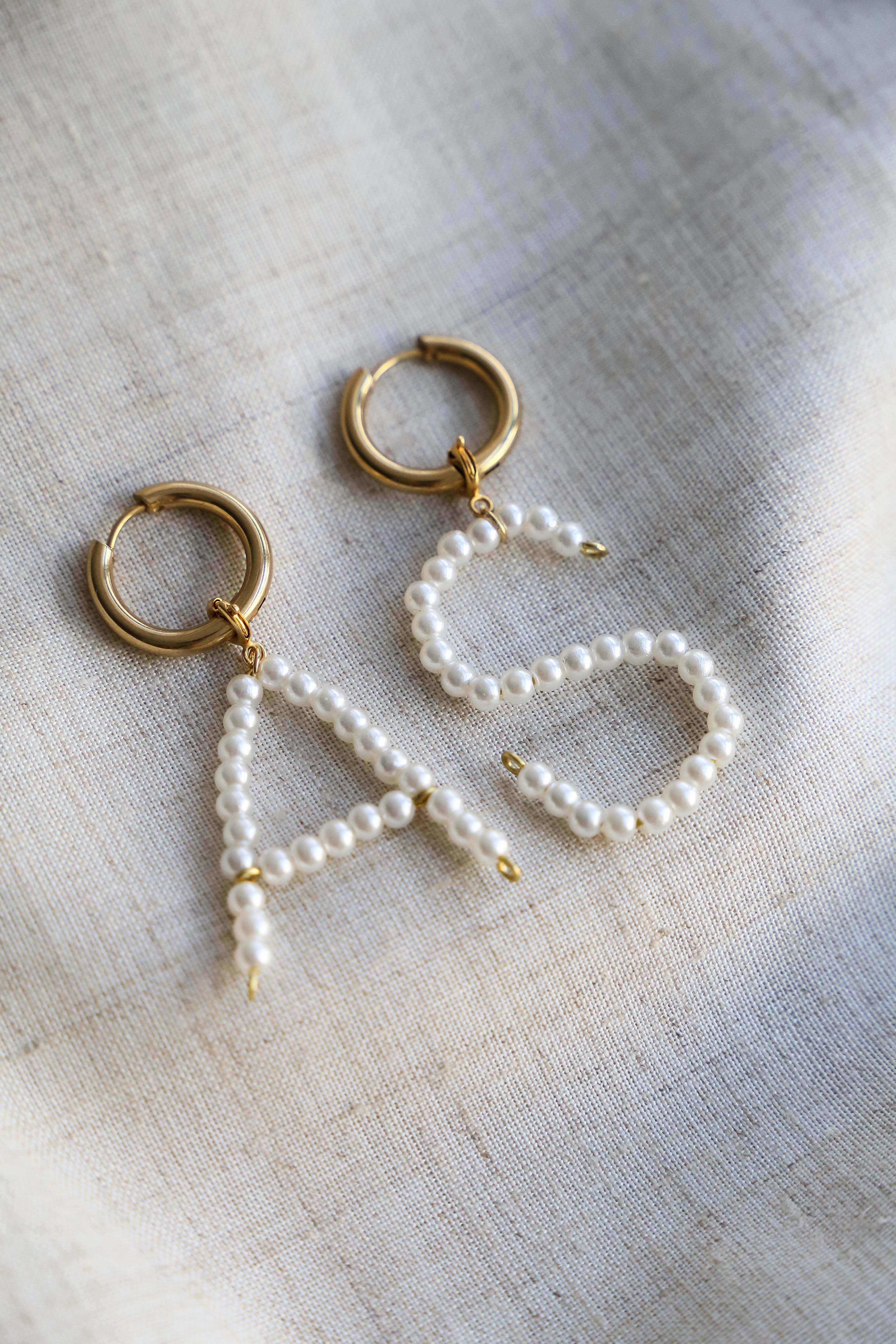 Pearl Initial - Boutique Minimaliste has waterproof, durable, elegant and vintage inspired jewelry