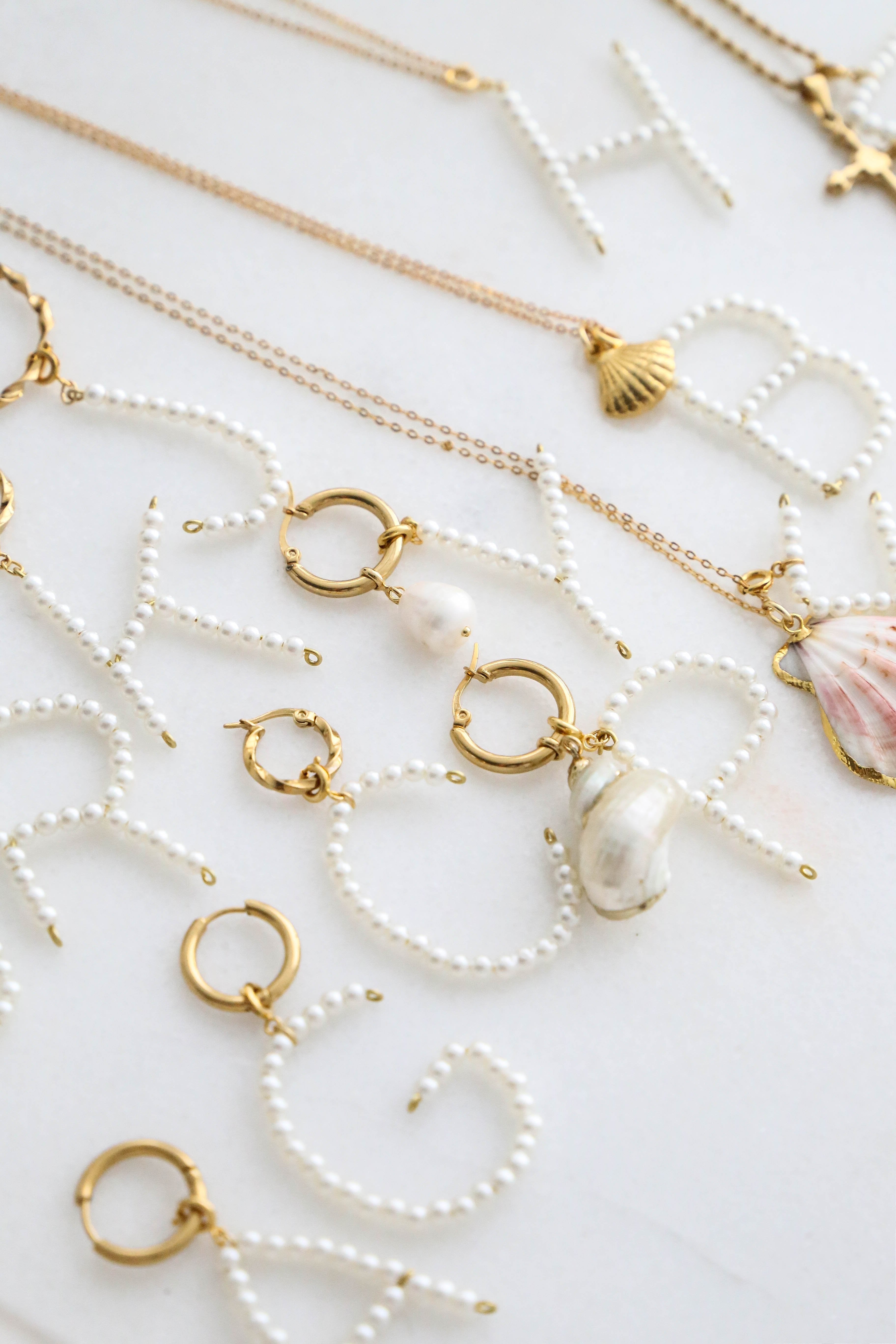 Pearl Initial - Boutique Minimaliste has waterproof, durable, elegant and vintage inspired jewelry