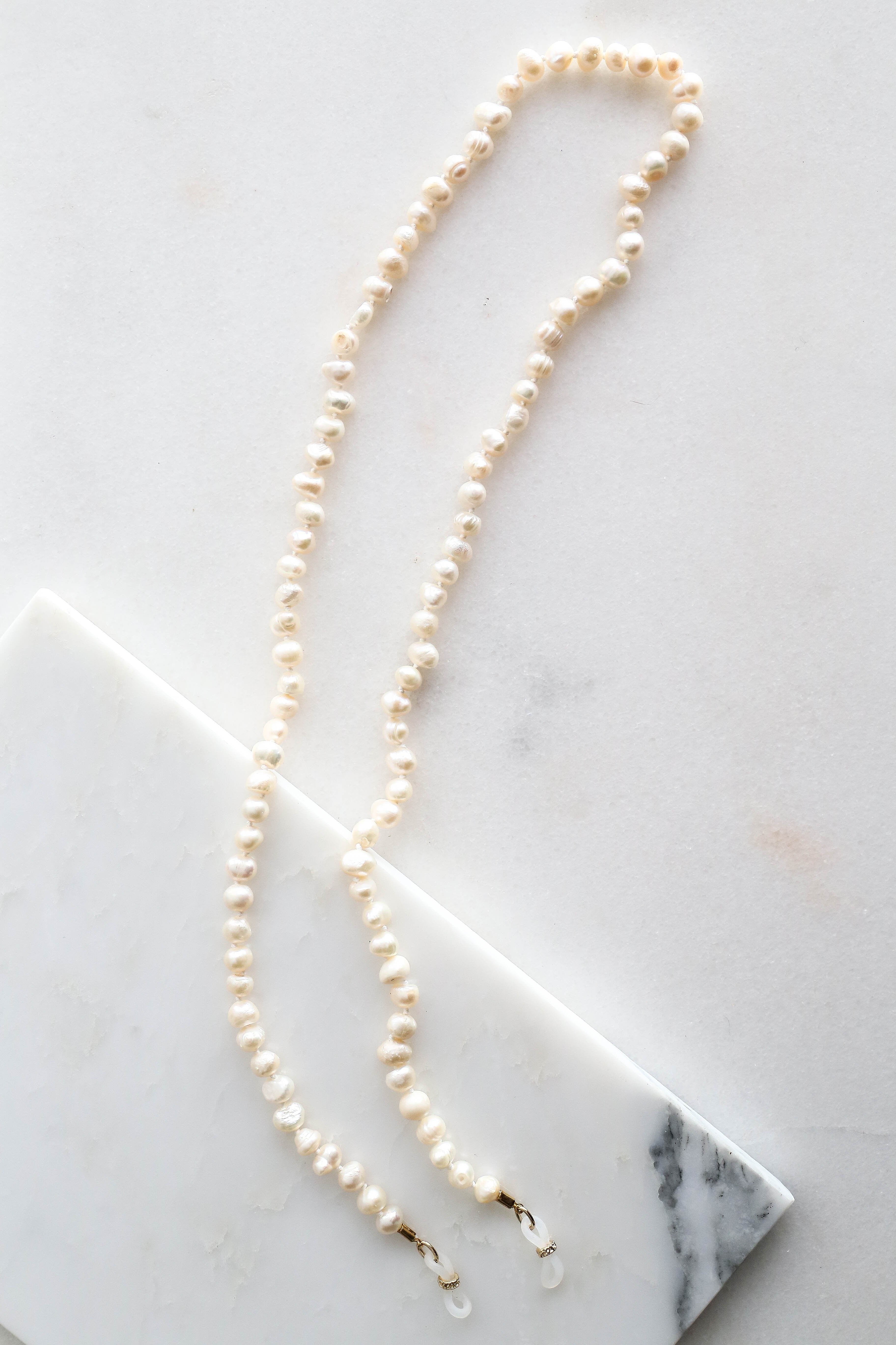 Pearls - Sunglasses Chain - Boutique Minimaliste has waterproof, durable, elegant and vintage inspired jewelry