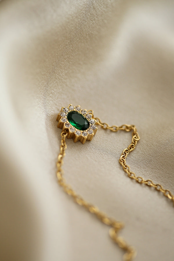 Penelope Bracelet - Boutique Minimaliste has waterproof, durable, elegant and vintage inspired jewelry