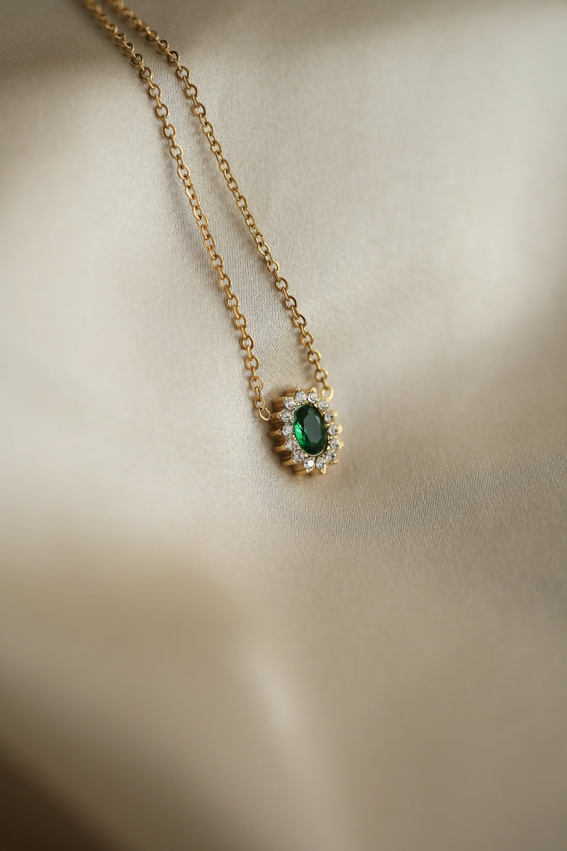 Penelope Necklace - Boutique Minimaliste has waterproof, durable, elegant and vintage inspired jewelry