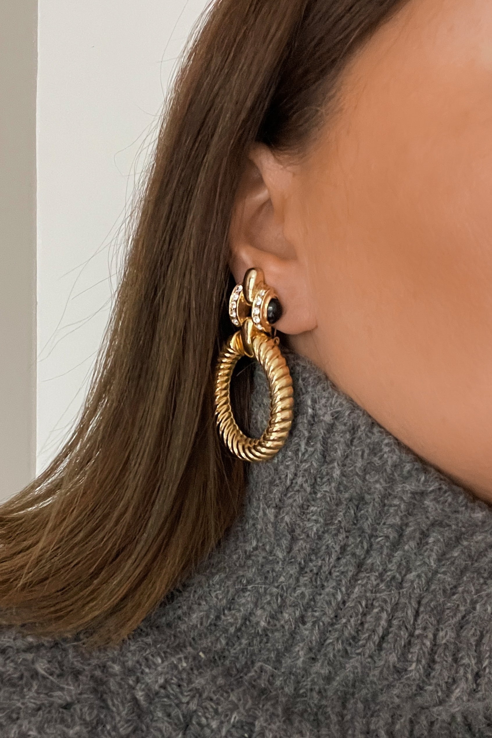 Perla (Vintage) Earrings - Boutique Minimaliste has waterproof, durable, elegant and vintage inspired jewelry