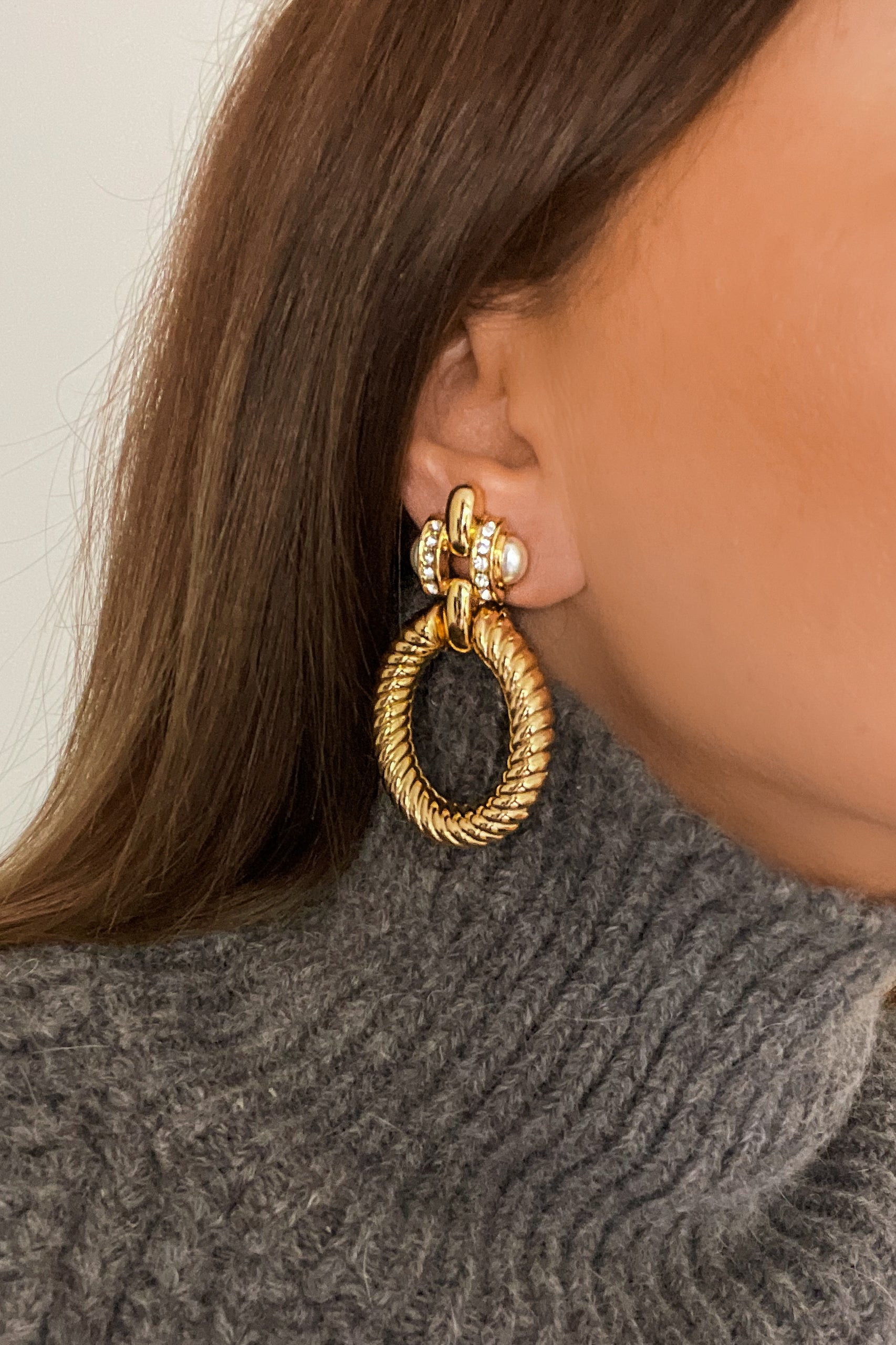 Perla (Vintage) Earrings - Boutique Minimaliste has waterproof, durable, elegant and vintage inspired jewelry