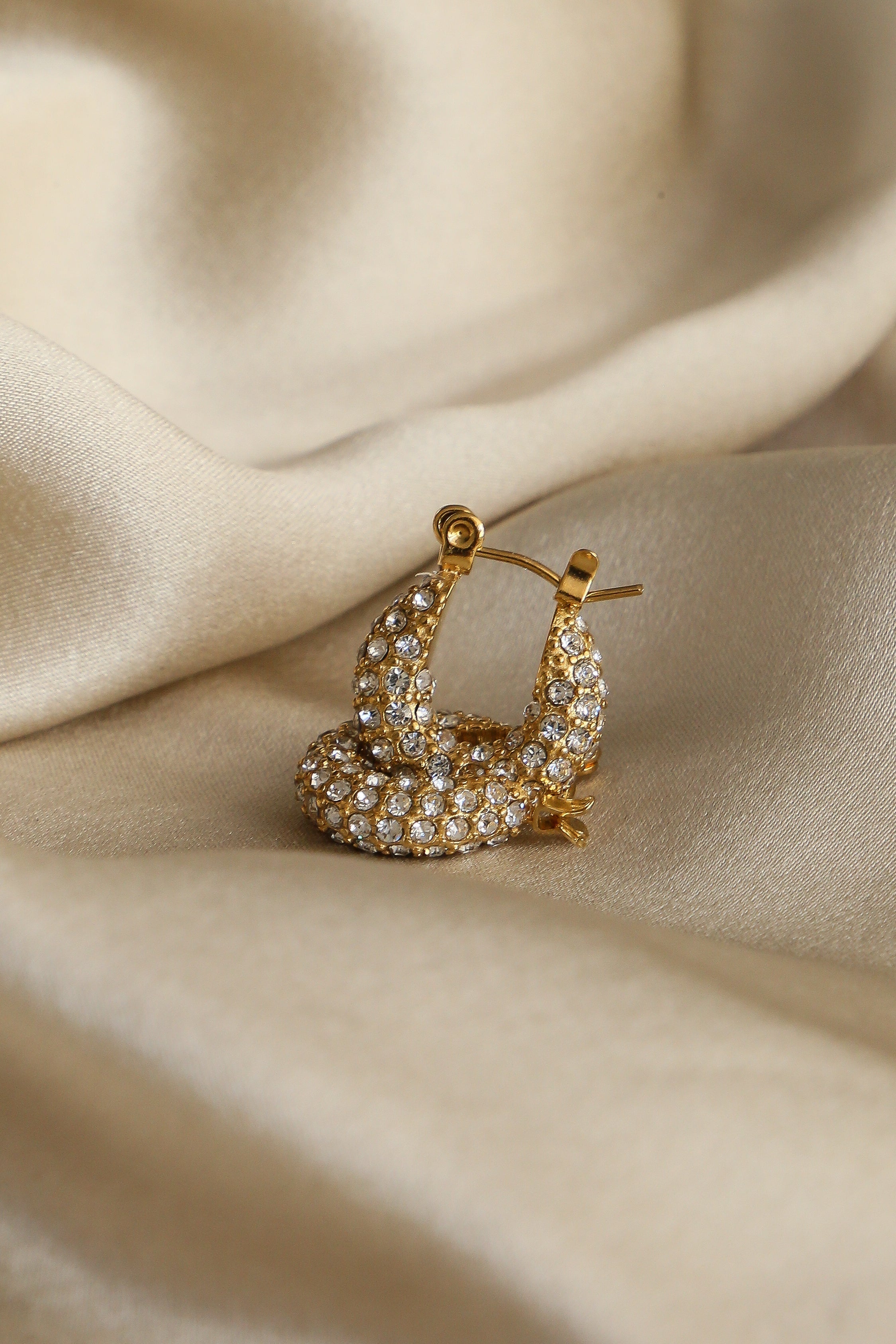 Perrie Huggies - Boutique Minimaliste has waterproof, durable, elegant and vintage inspired jewelry