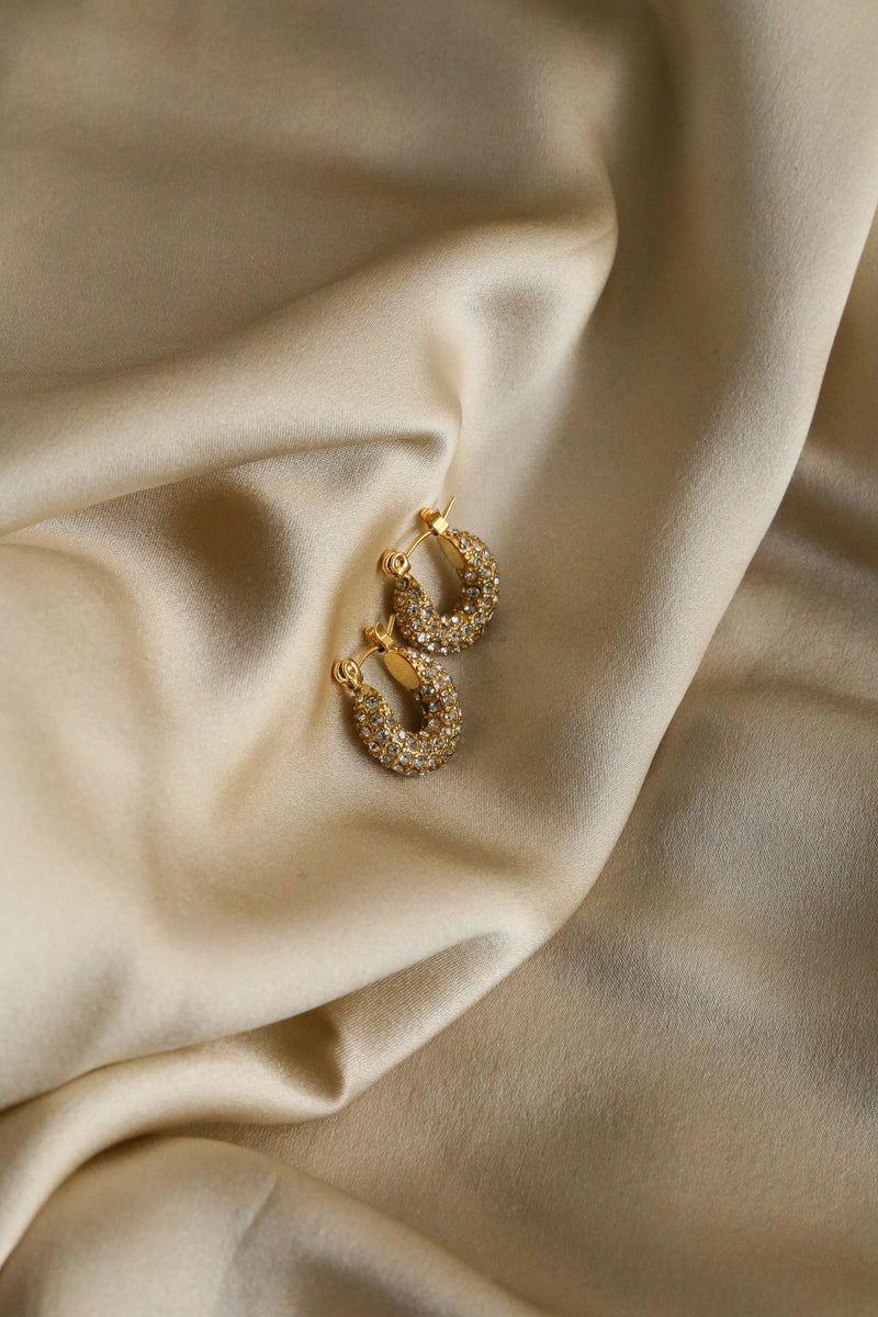 Perrie Huggies - Boutique Minimaliste has waterproof, durable, elegant and vintage inspired jewelry