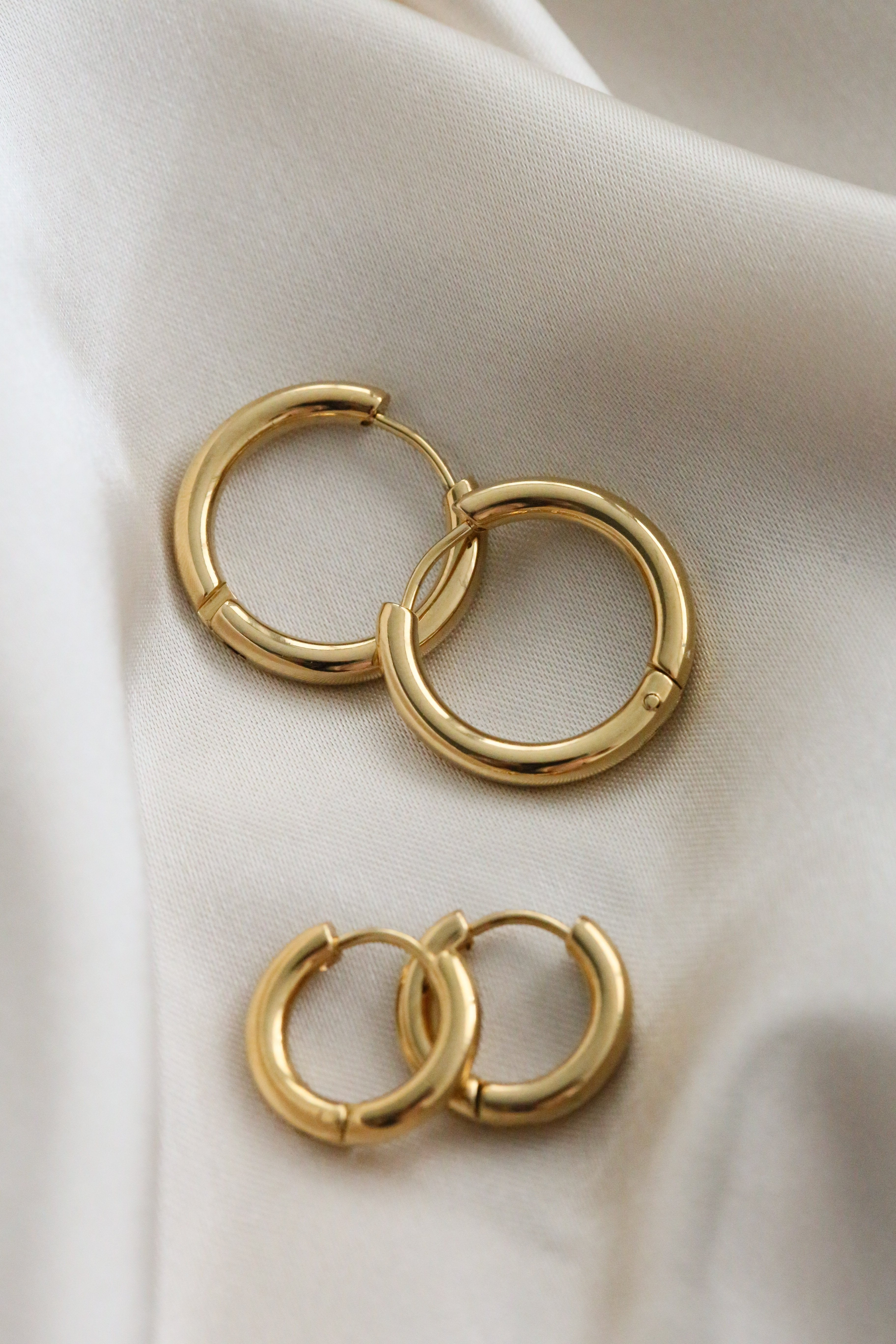 Perugia Hoop Earrings - Boutique Minimaliste has waterproof, durable, elegant and vintage inspired jewelry