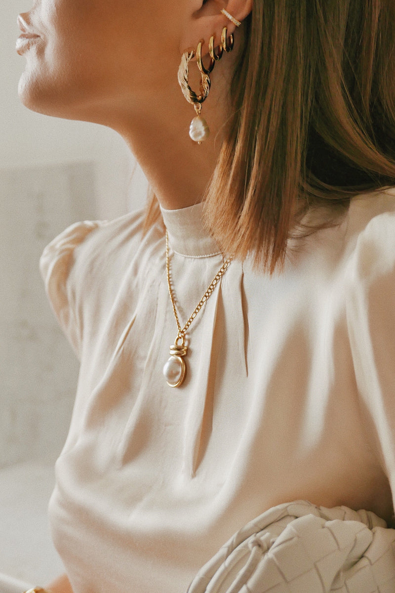 Perugia Hoop Earrings - Boutique Minimaliste has waterproof, durable, elegant and vintage inspired jewelry