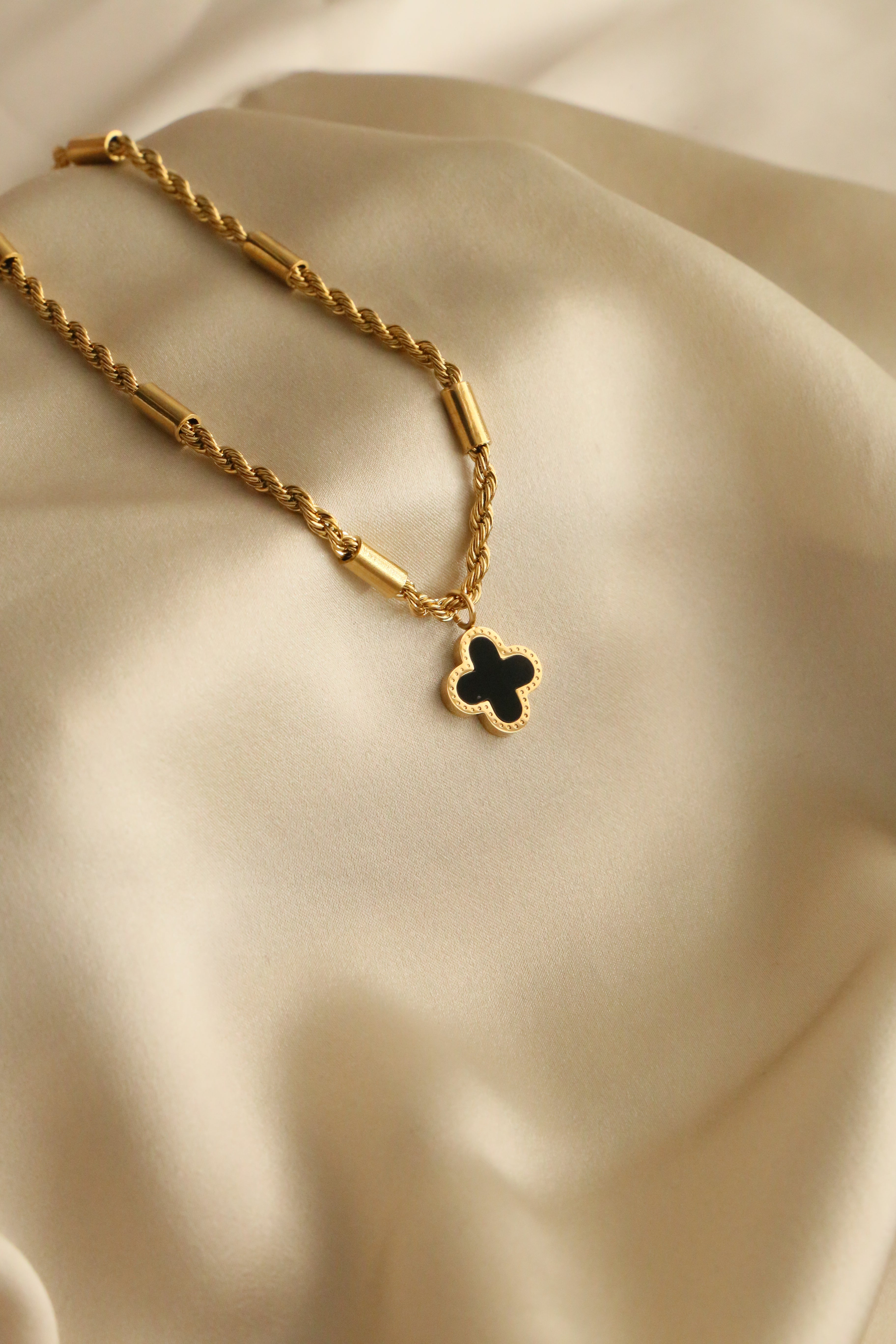Petal Necklace - Boutique Minimaliste has waterproof, durable, elegant and vintage inspired jewelry
