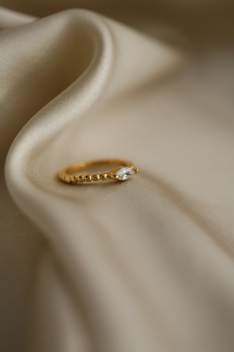 Phoebe Ring - Boutique Minimaliste has waterproof, durable, elegant and vintage inspired jewelry