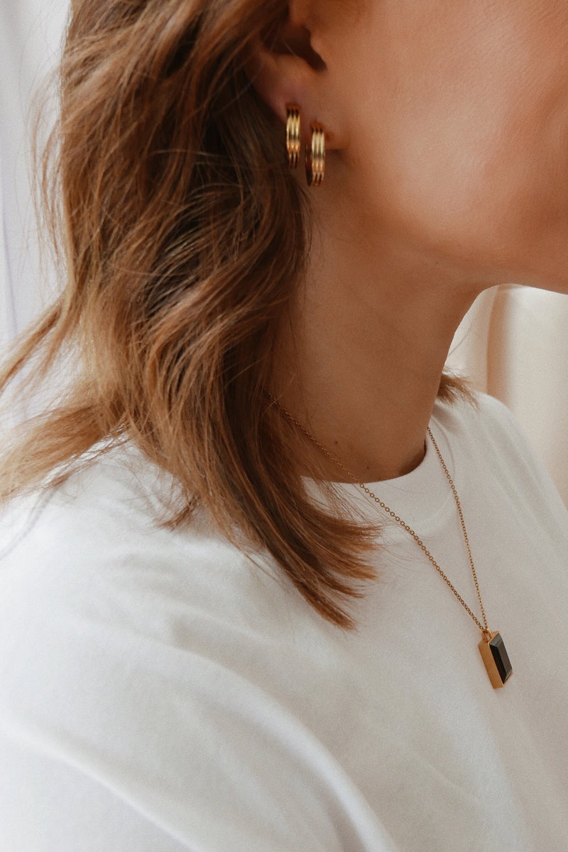 Punta Ala Necklace - Boutique Minimaliste has waterproof, durable, elegant and vintage inspired jewelry