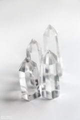 Quartz Crystal Point - Boutique Minimaliste has waterproof, durable, elegant and vintage inspired jewelry
