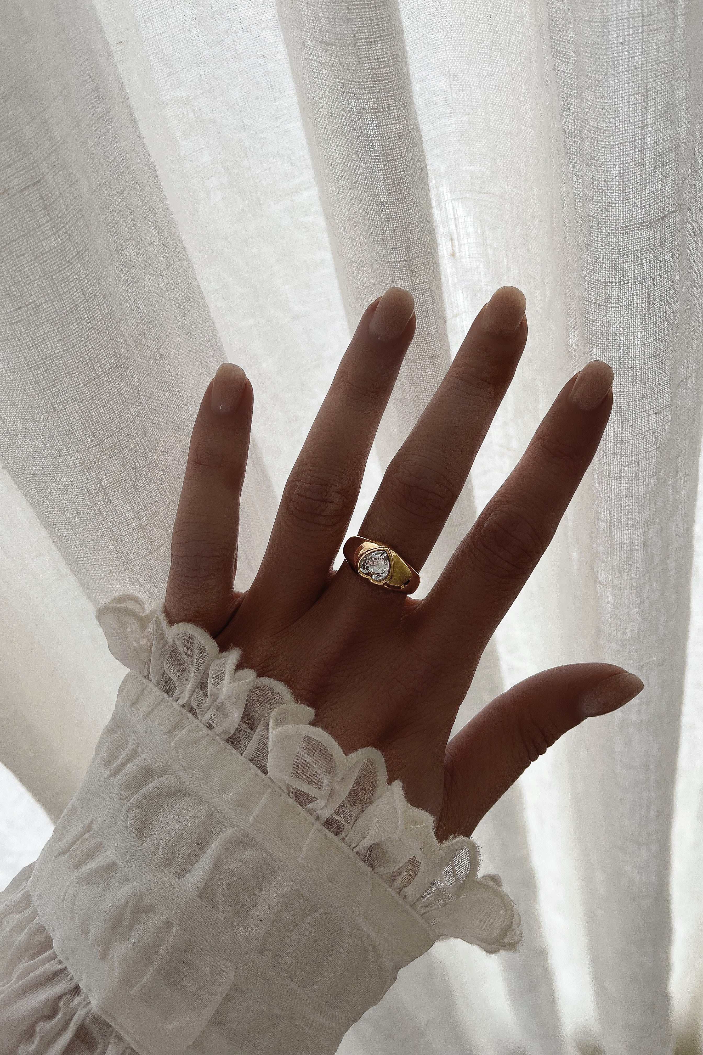 Rachelle Ring - Boutique Minimaliste has waterproof, durable, elegant and vintage inspired jewelry