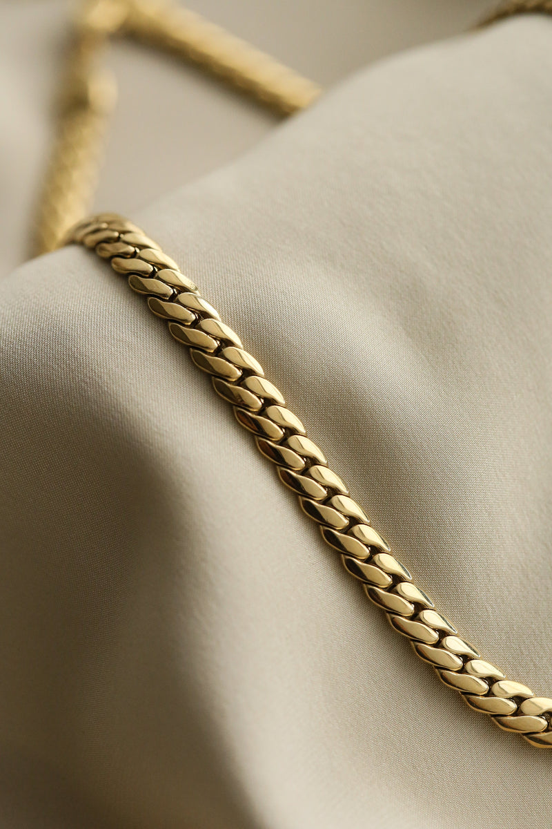 Rebecca Necklace - Boutique Minimaliste has waterproof, durable, elegant and vintage inspired jewelry