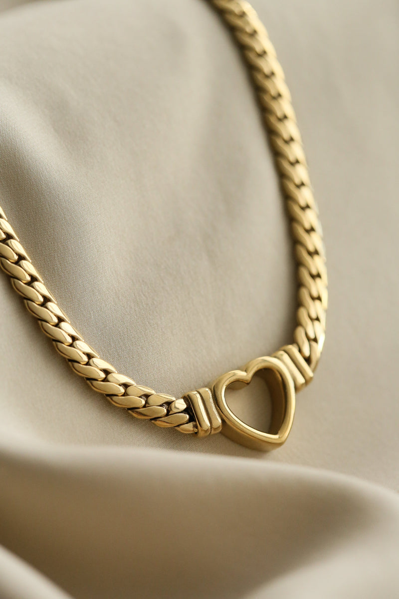 Rebecca Necklace - Boutique Minimaliste has waterproof, durable, elegant and vintage inspired jewelry
