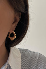 Rita Hoops - Boutique Minimaliste has waterproof, durable, elegant and vintage inspired jewelry