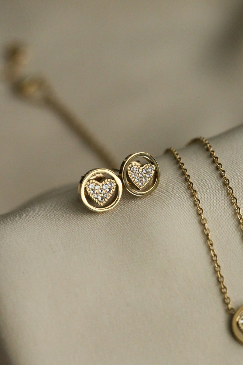Rosie Studs - Boutique Minimaliste has waterproof, durable, elegant and vintage inspired jewelry