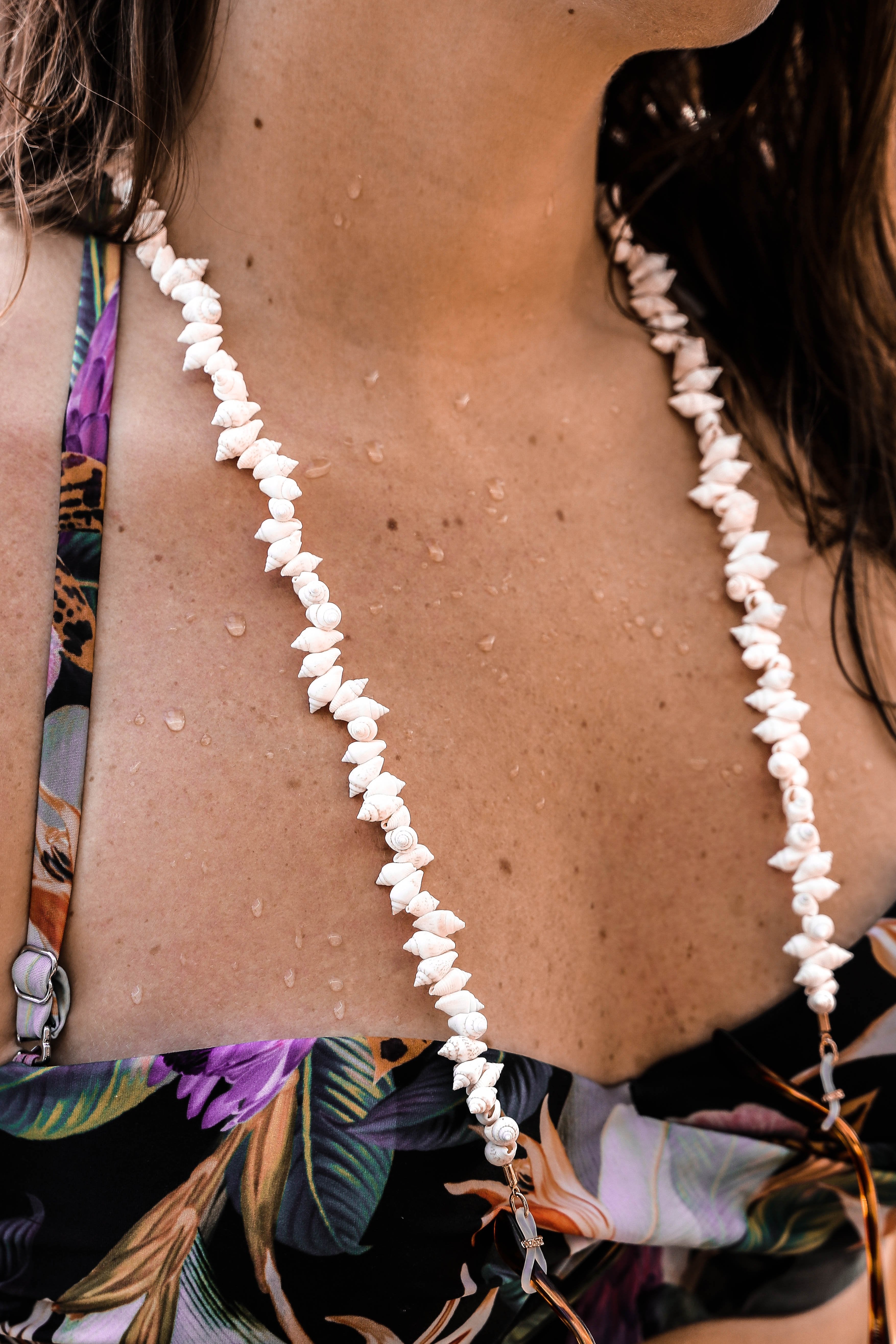 Shells - Sunglasses Chain - Boutique Minimaliste has waterproof, durable, elegant and vintage inspired jewelry