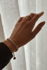 Sienna Bracelet - Boutique Minimaliste has waterproof, durable, elegant and vintage inspired jewelry